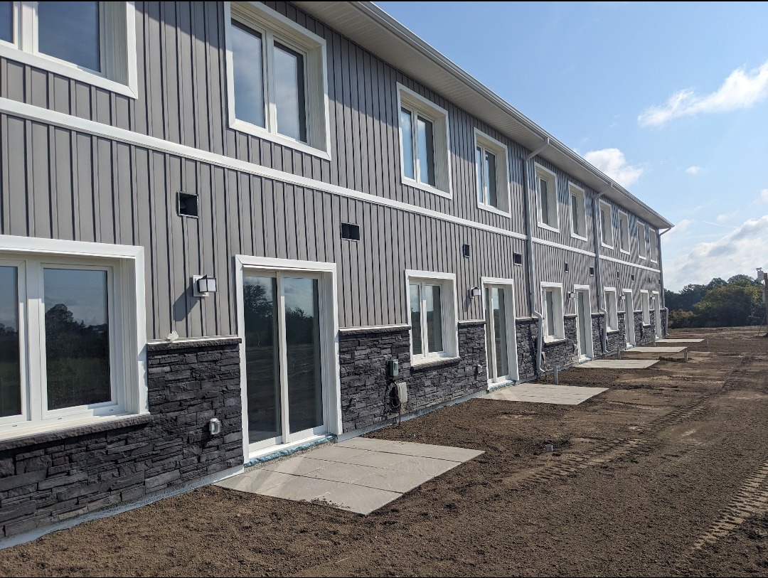 Devine Image grading crew at commercial job site